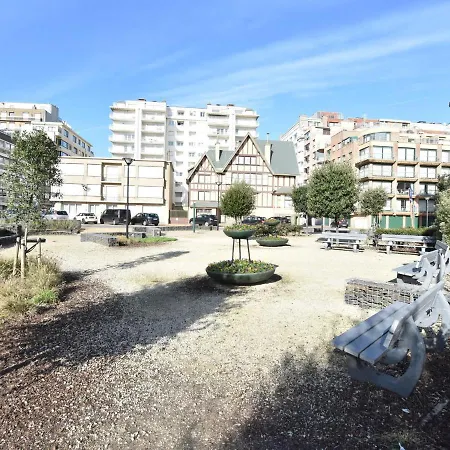 Daire Modern In Middelkerke With Beach Nearby Westende-Bad